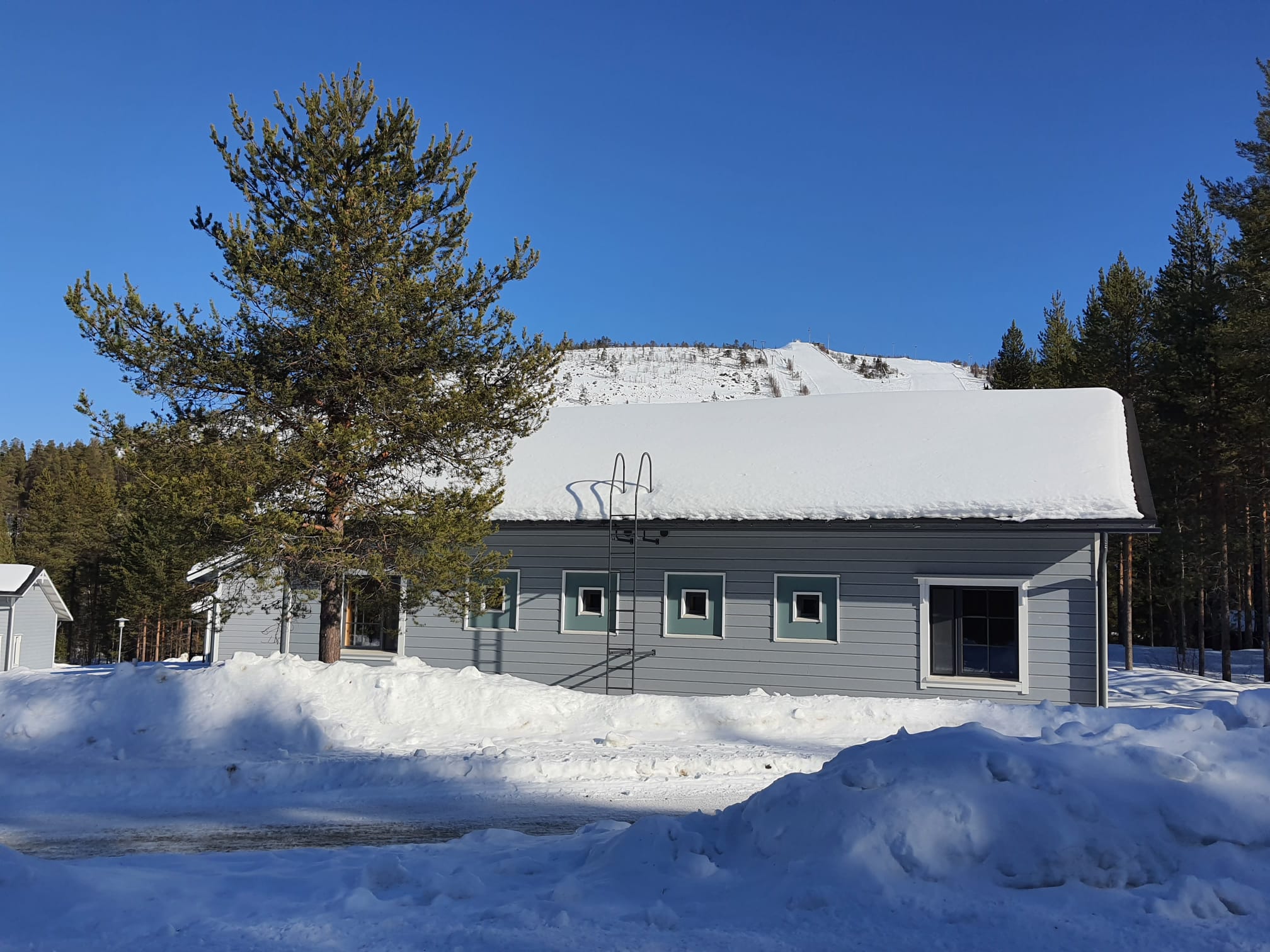 Sallainen Cottage Seitenansicht