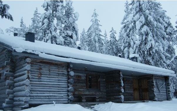 Doppelhaus-Hälfte „Kelomaja“ (44 m² + 10 m²) mit Sauna, für 2-4 Personen - aussen