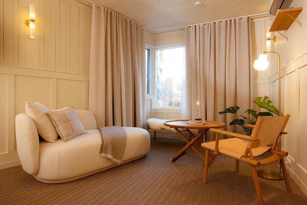 Aino Deluxe Riverview Wohnbereich