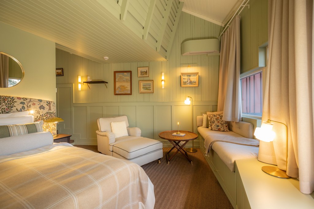 Aino River Suite mit Empore Bett