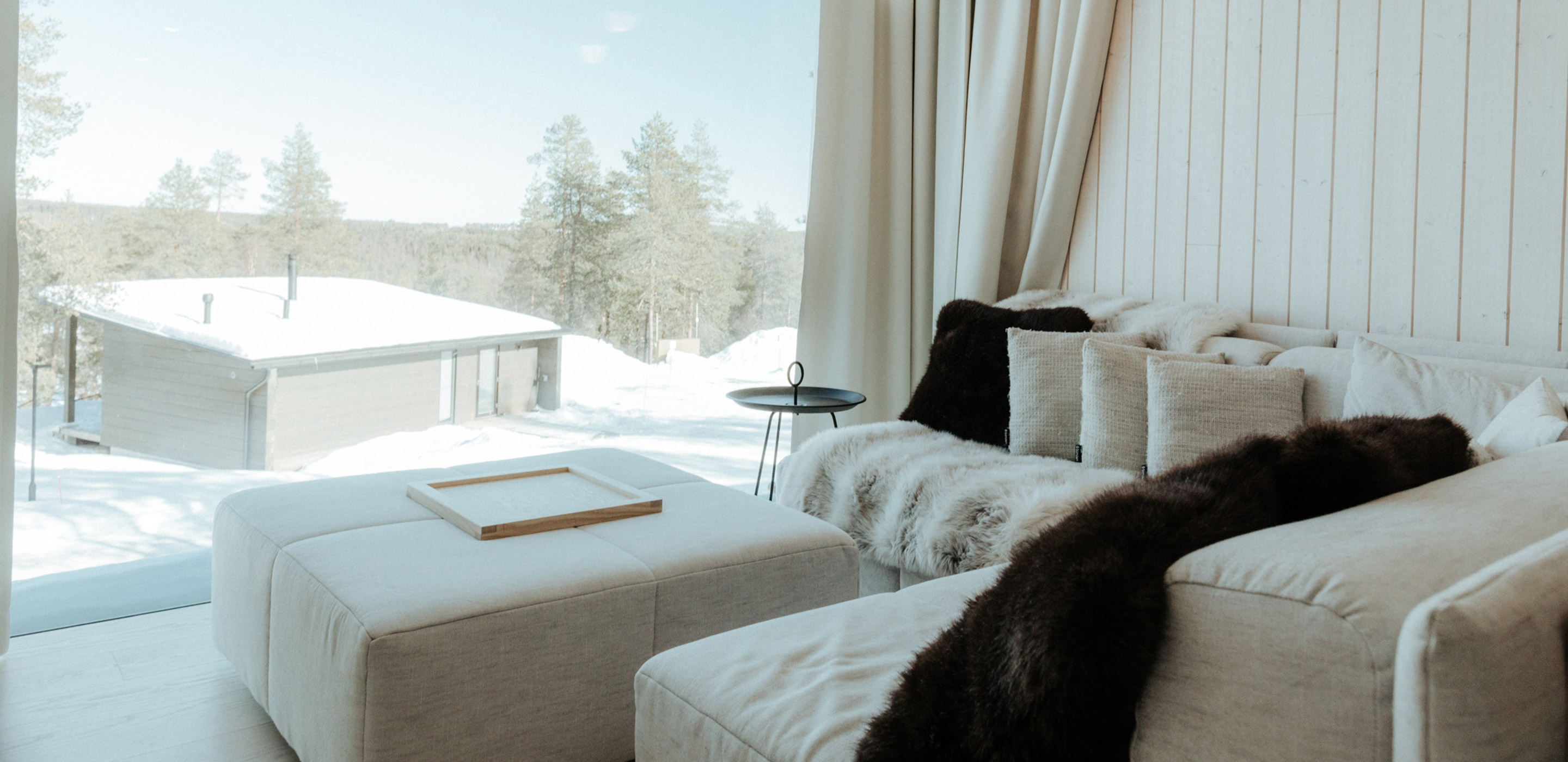 Arctic-Scene-Executive-Suite-Executive-Wohnbereich-2