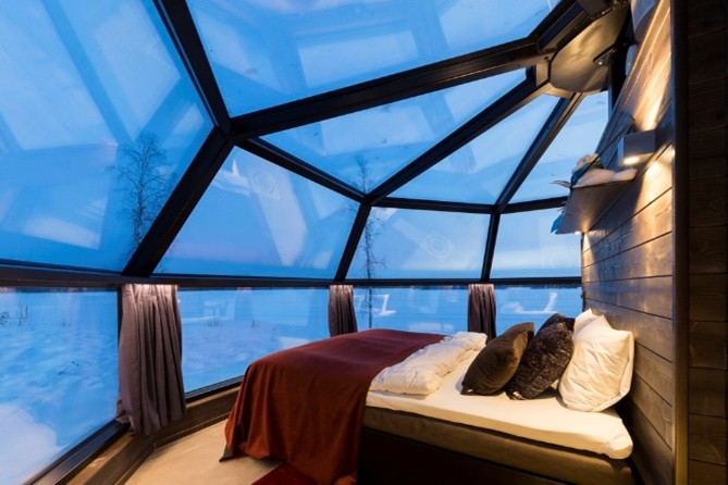 Arctic Igloo Lakeside Bett