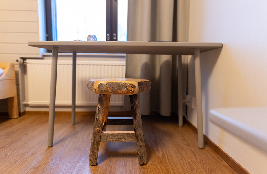 Hocker Hotelzimmer