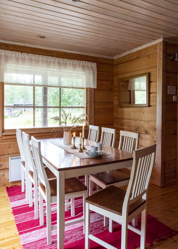 Suopursu Hütte Esszimmer