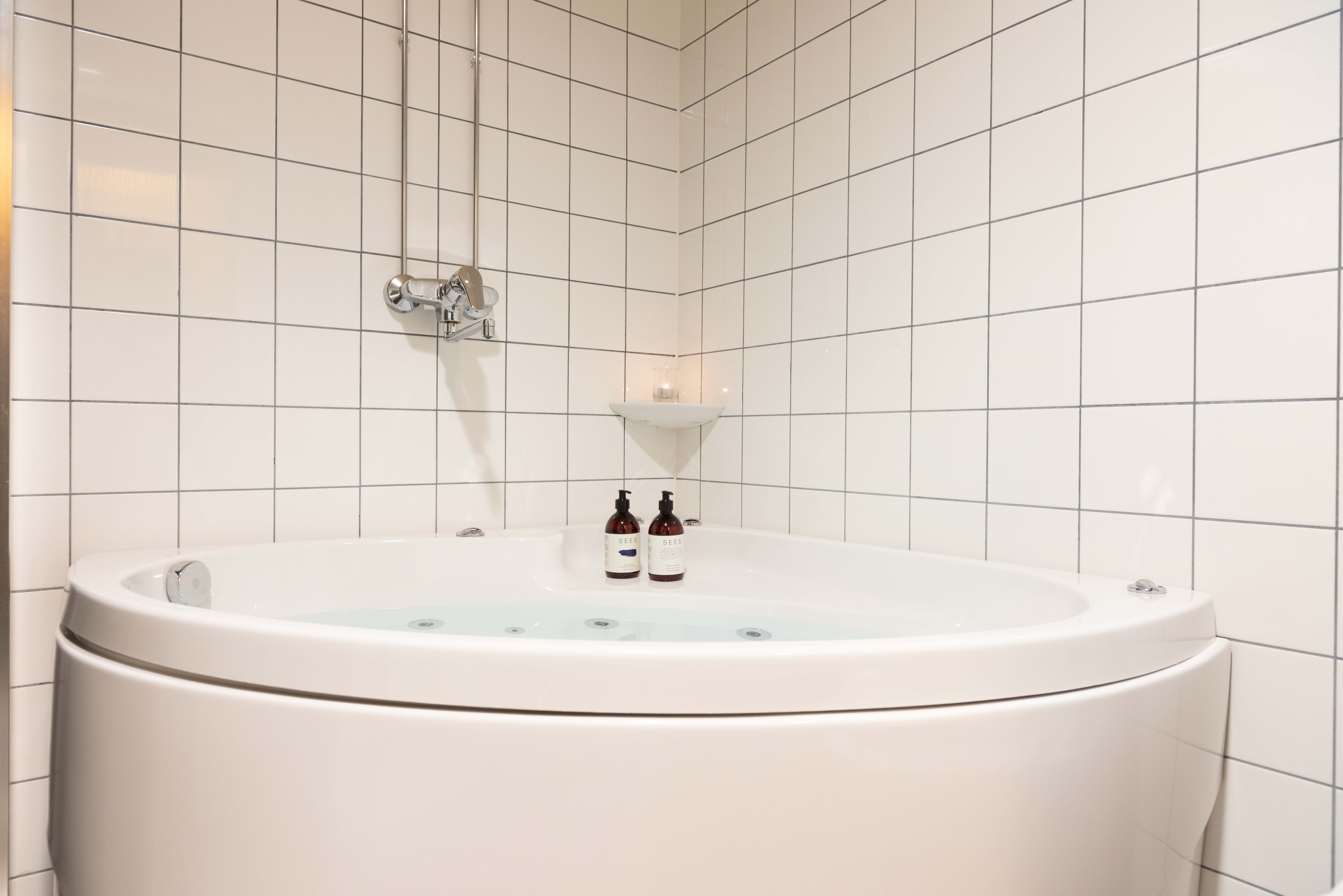 Pikku Syöte Wool Room Jacuzzi