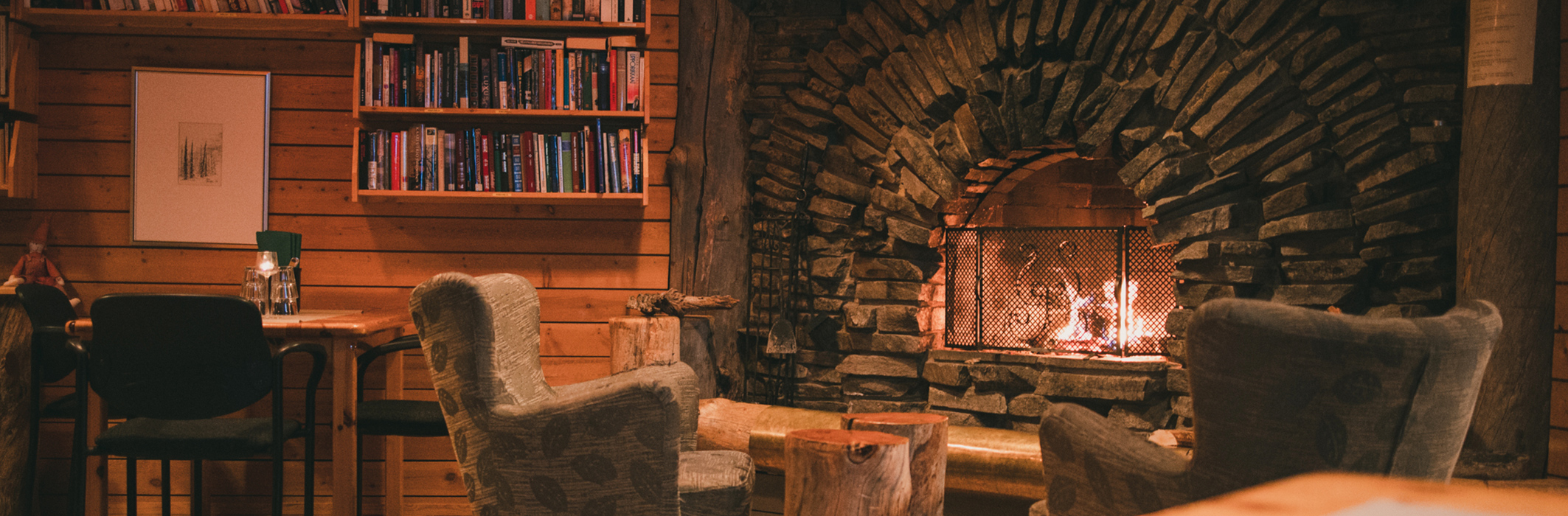 Restaurant-Kammi mit Kaminzimmer