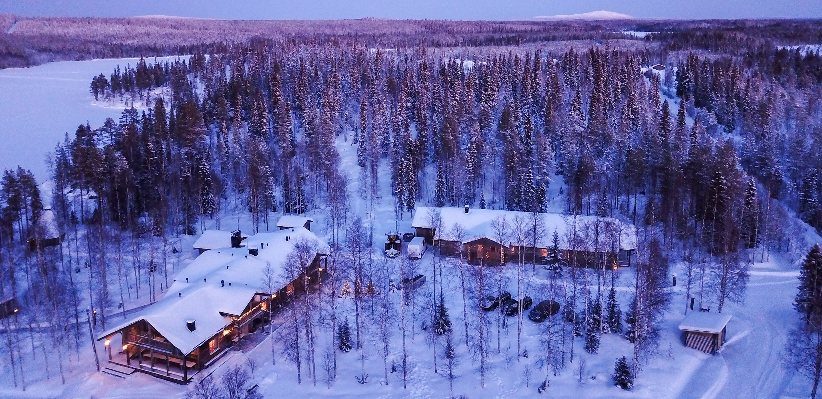 Wildnis-Lodge-Isokenkäisten-Klubi